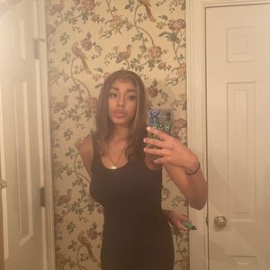 Meet your Posher, Chanelle